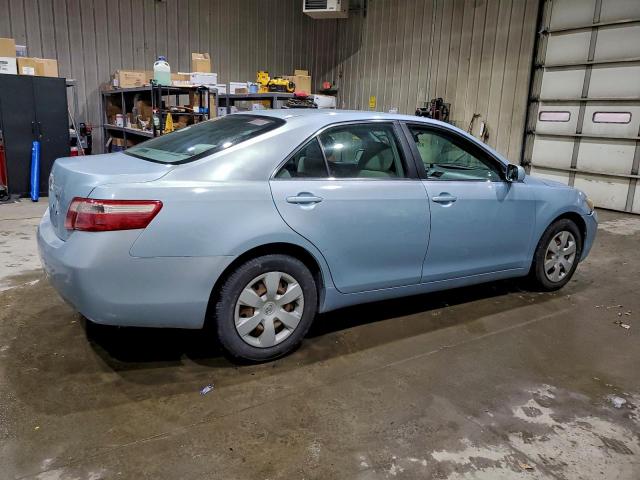 Toyota Camry Ce Image 12