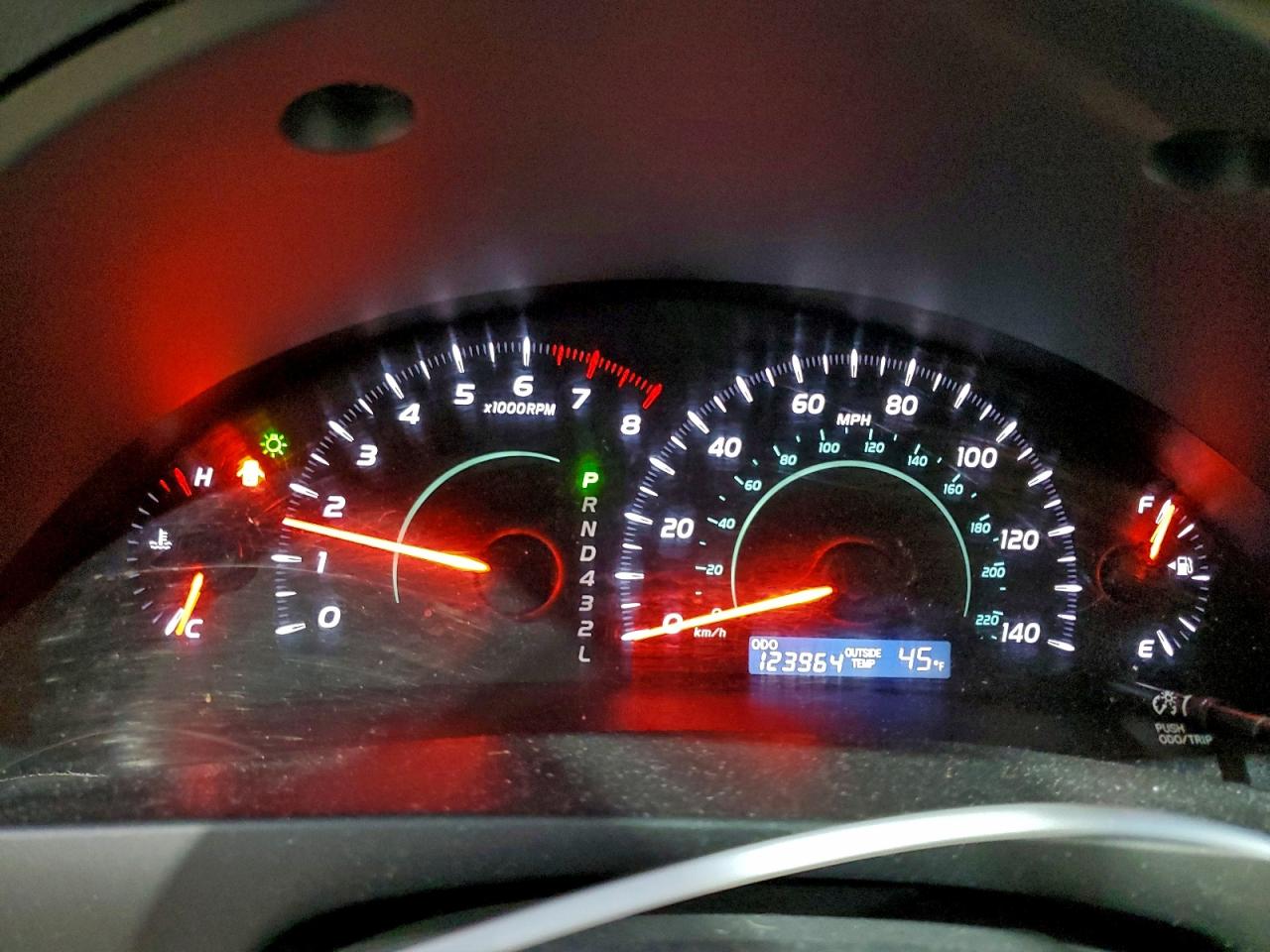 Toyota Camry Ce Image 7