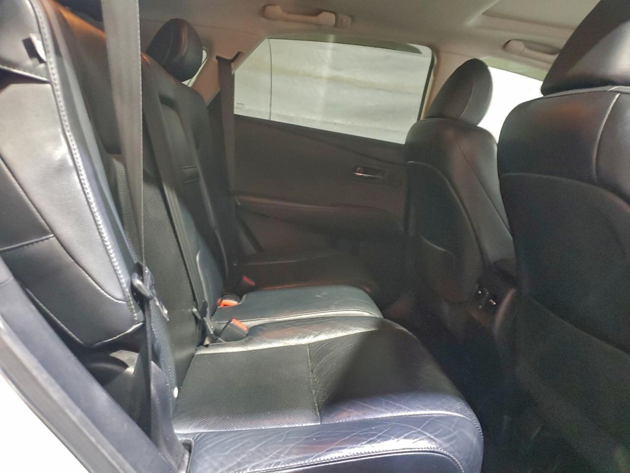 Lexus RX 350 Base Image 10