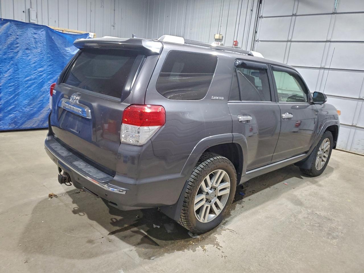 Toyota 4Runner Sr5 Image 8