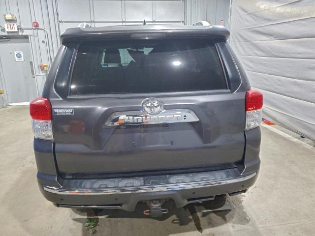 Toyota 4Runner Sr5 Image 4