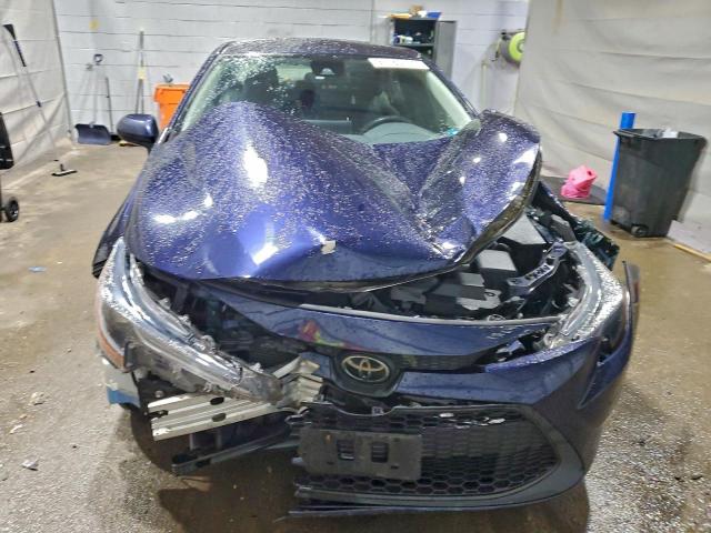 Toyota Corolla Le Image 12