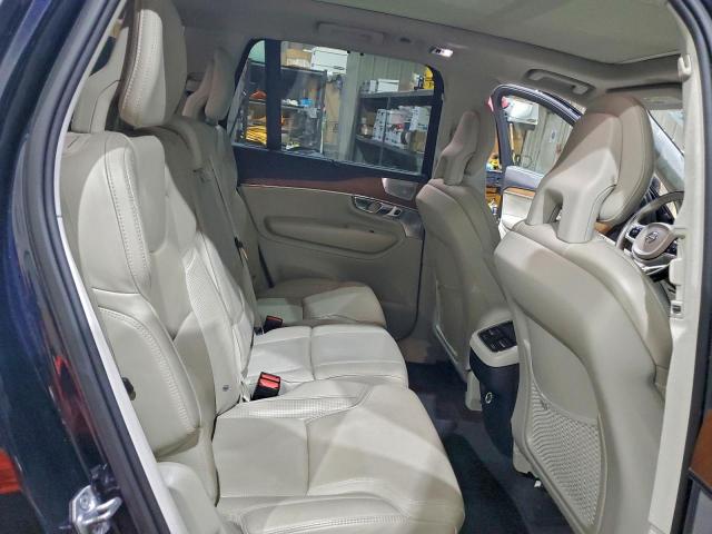 Volvo XC90 T6 Image 9