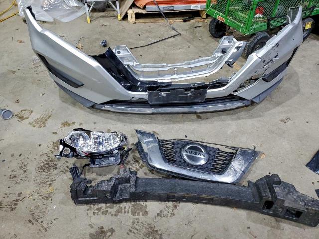 Nissan Rogue S Image 14