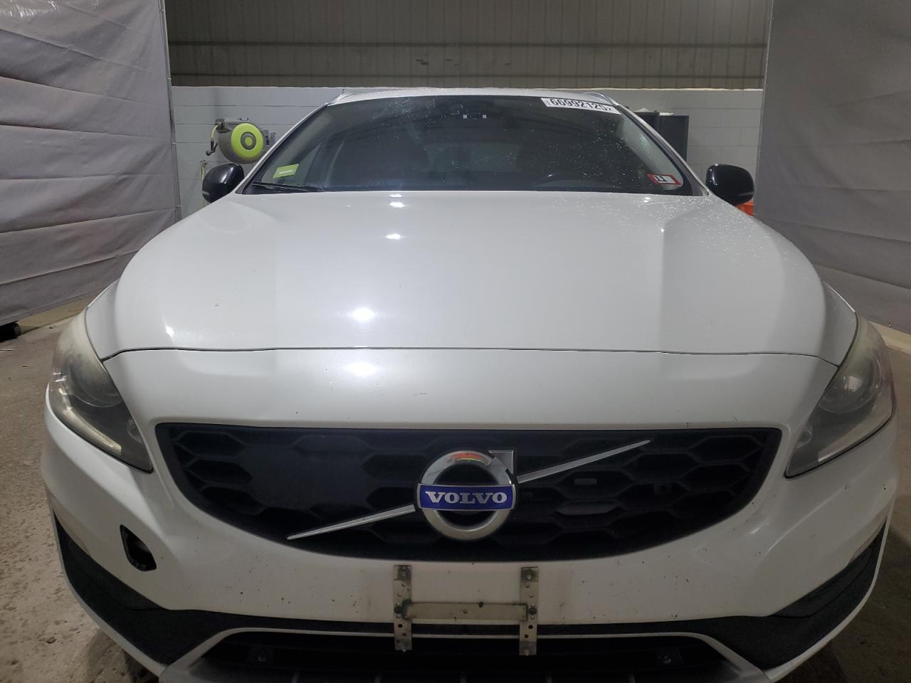 Volvo V60 Premier Image 5