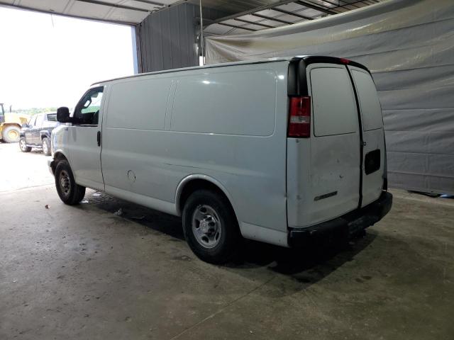 Chevrolet Express Image 2