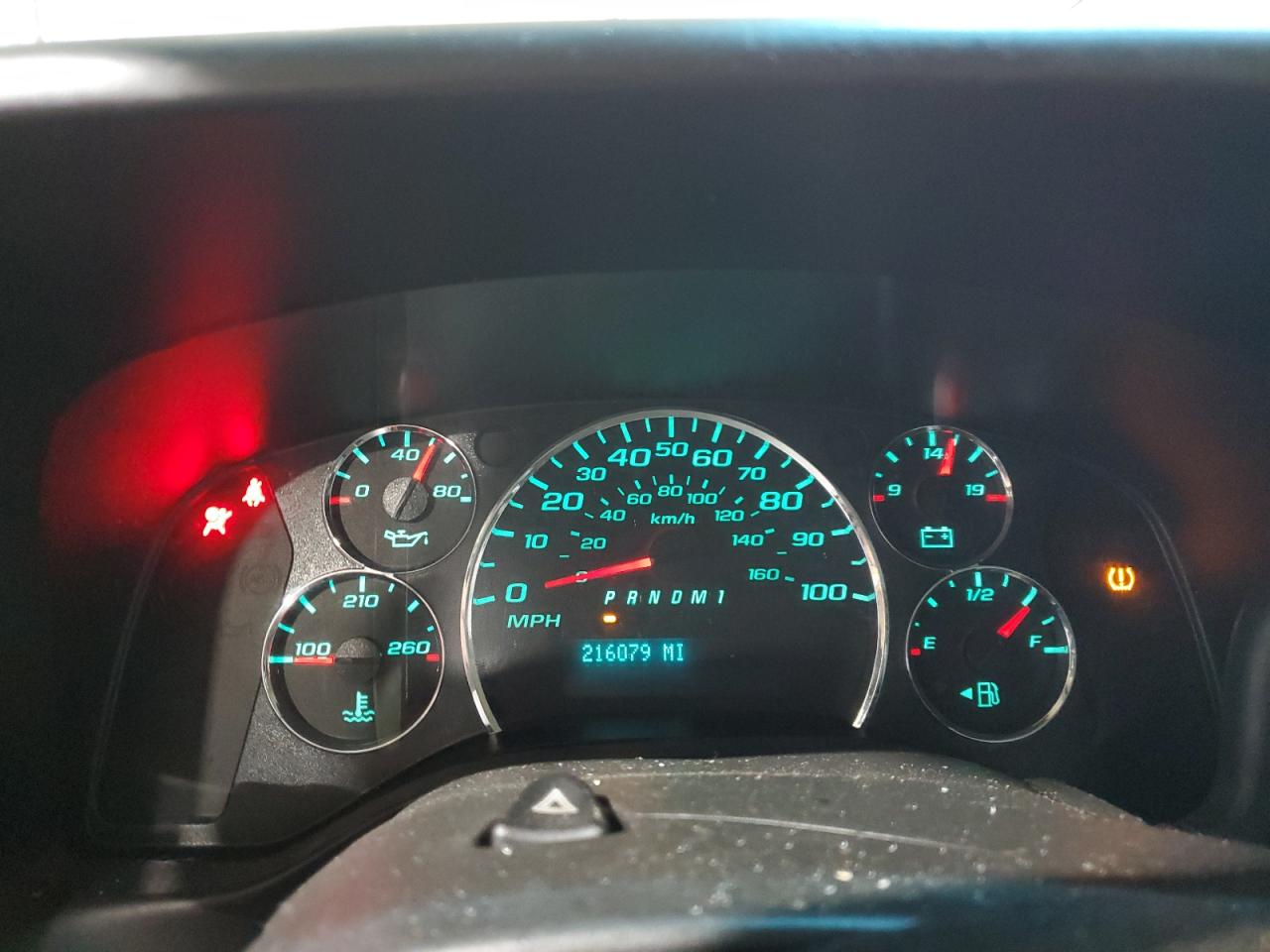 Chevrolet Express Image 9