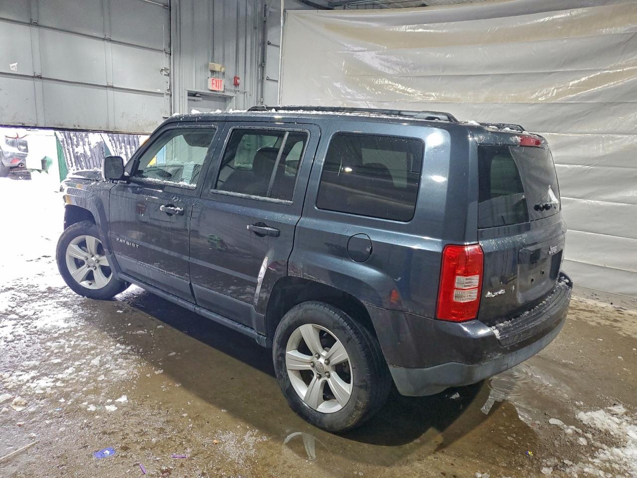 Jeep Patriot Latitude Image 14