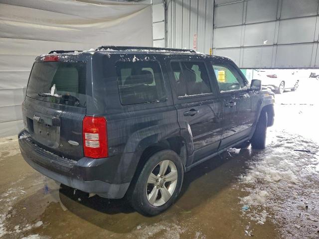 Jeep Patriot Latitude Image 7