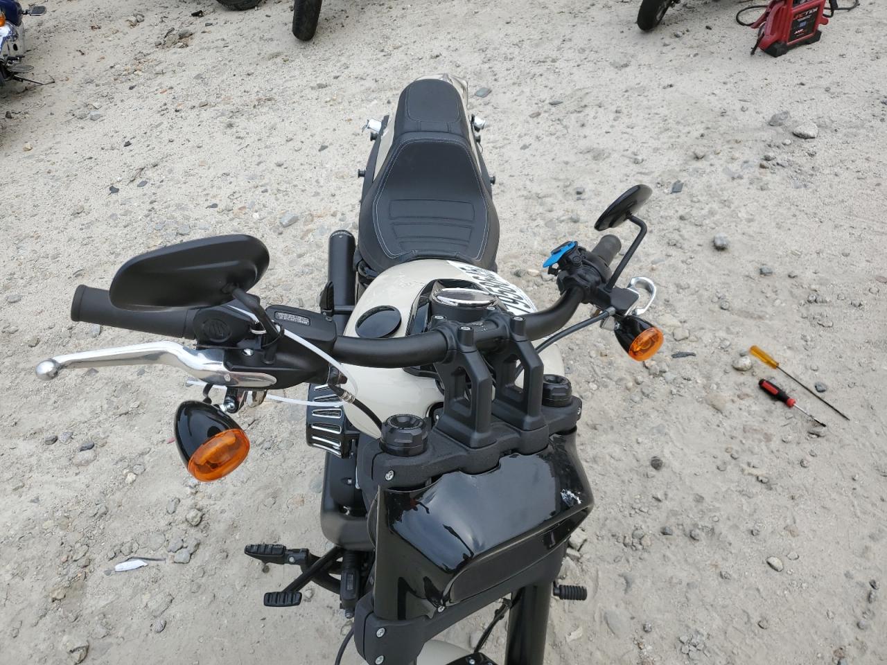 Harley-Davidson Fxfbs Image 4