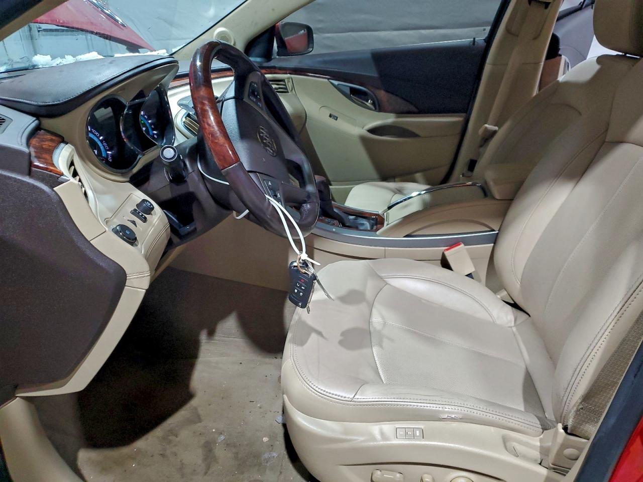 Buick LaCrosse Premium Image 11