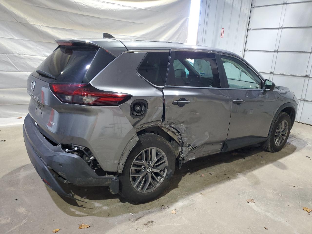 Nissan Rogue S Image 12