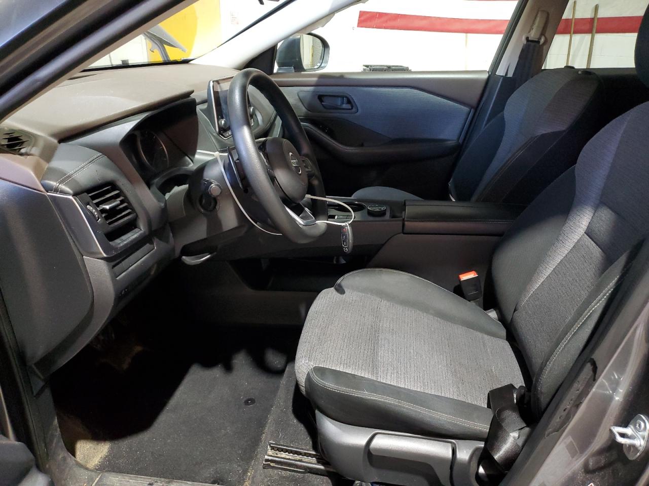 Nissan Rogue S Image 13