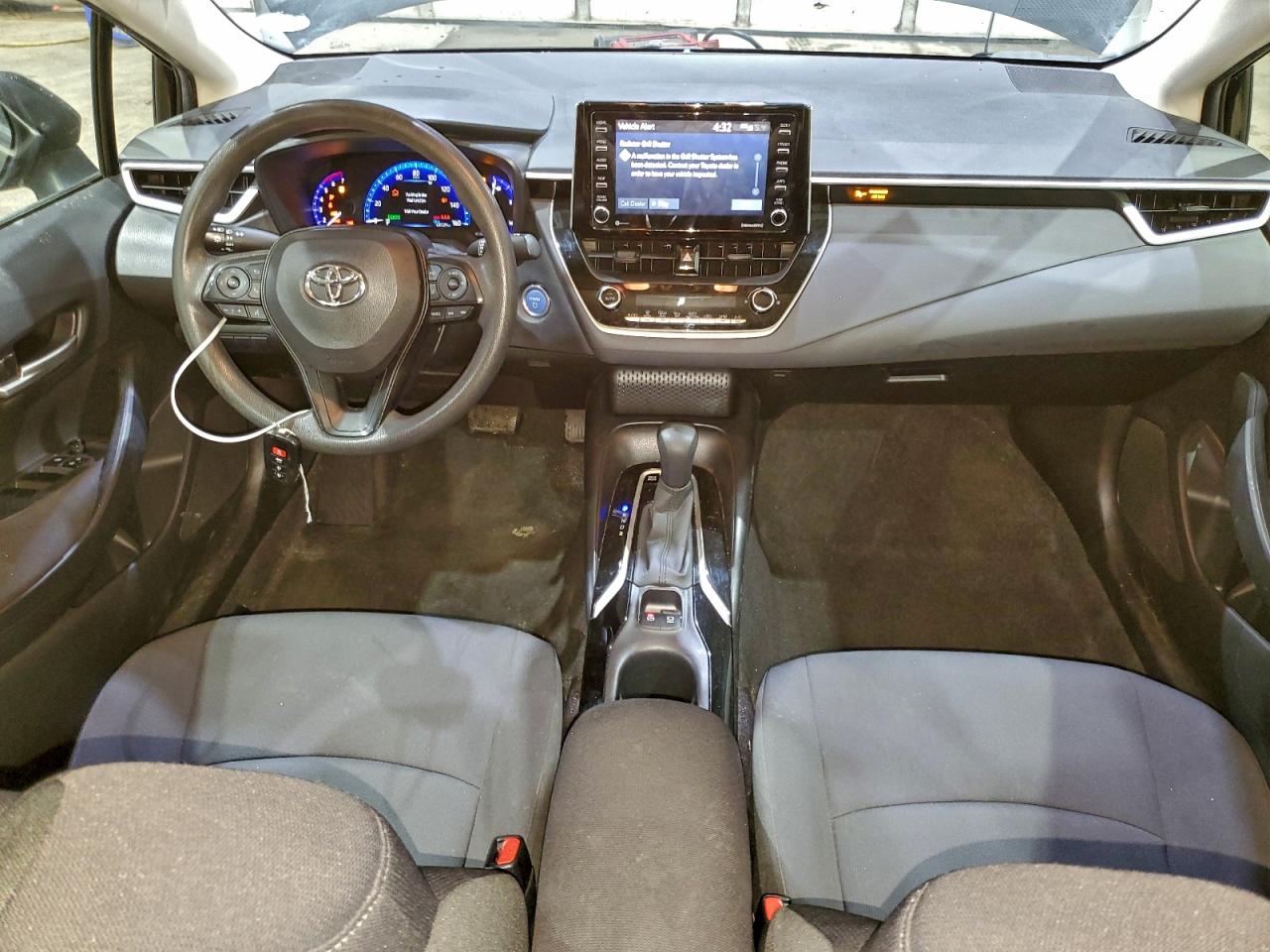 Toyota Corolla Le Image 11