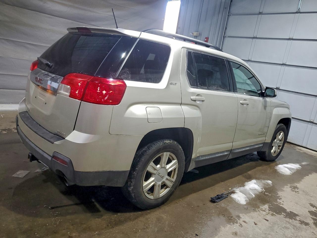 GMC Terrain Slt Image 2