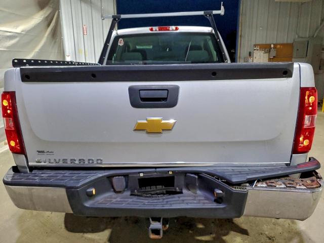 Chevrolet Silverado K1500 Image 12