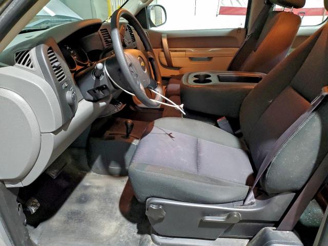 Chevrolet Silverado K1500 Image 7