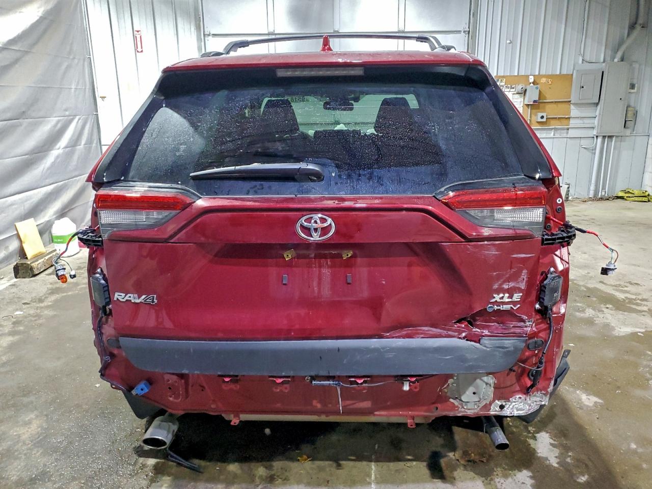 Toyota RAV4 Xle Premium Image 8