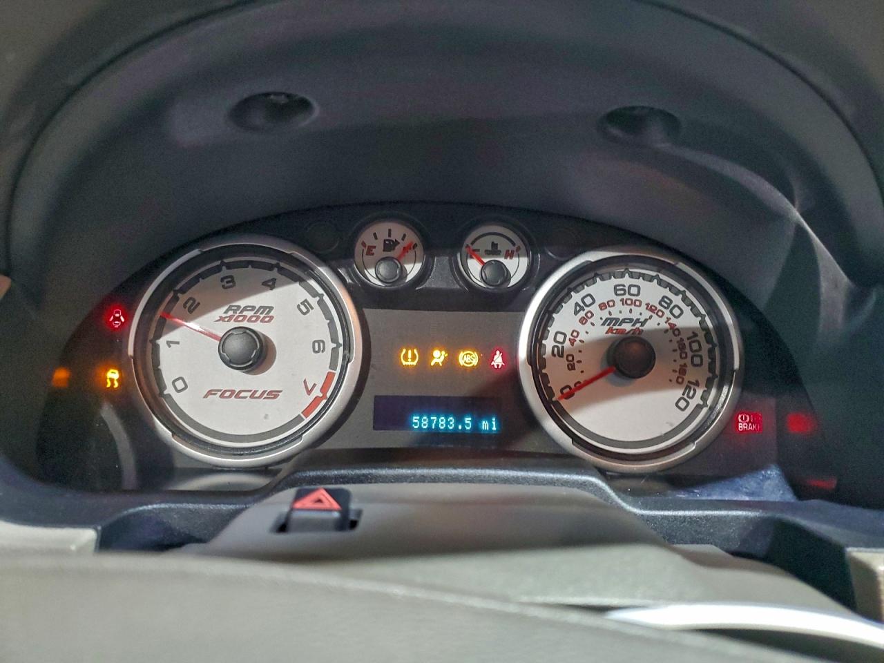 Ford Focus Se Image 10