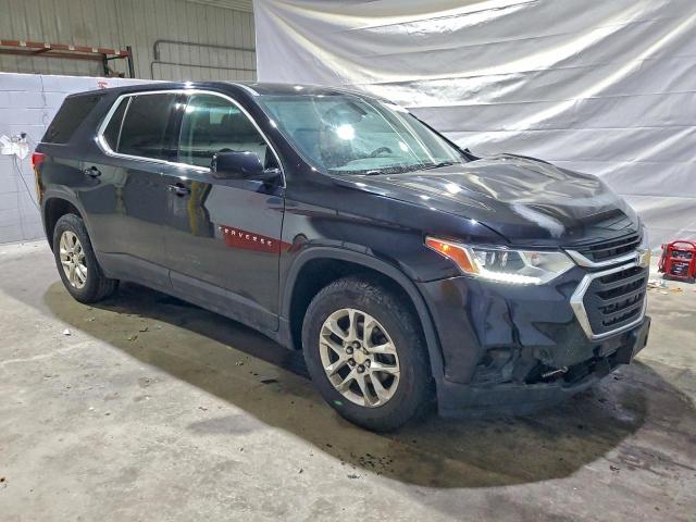 Chevrolet Traverse Ls Image 2