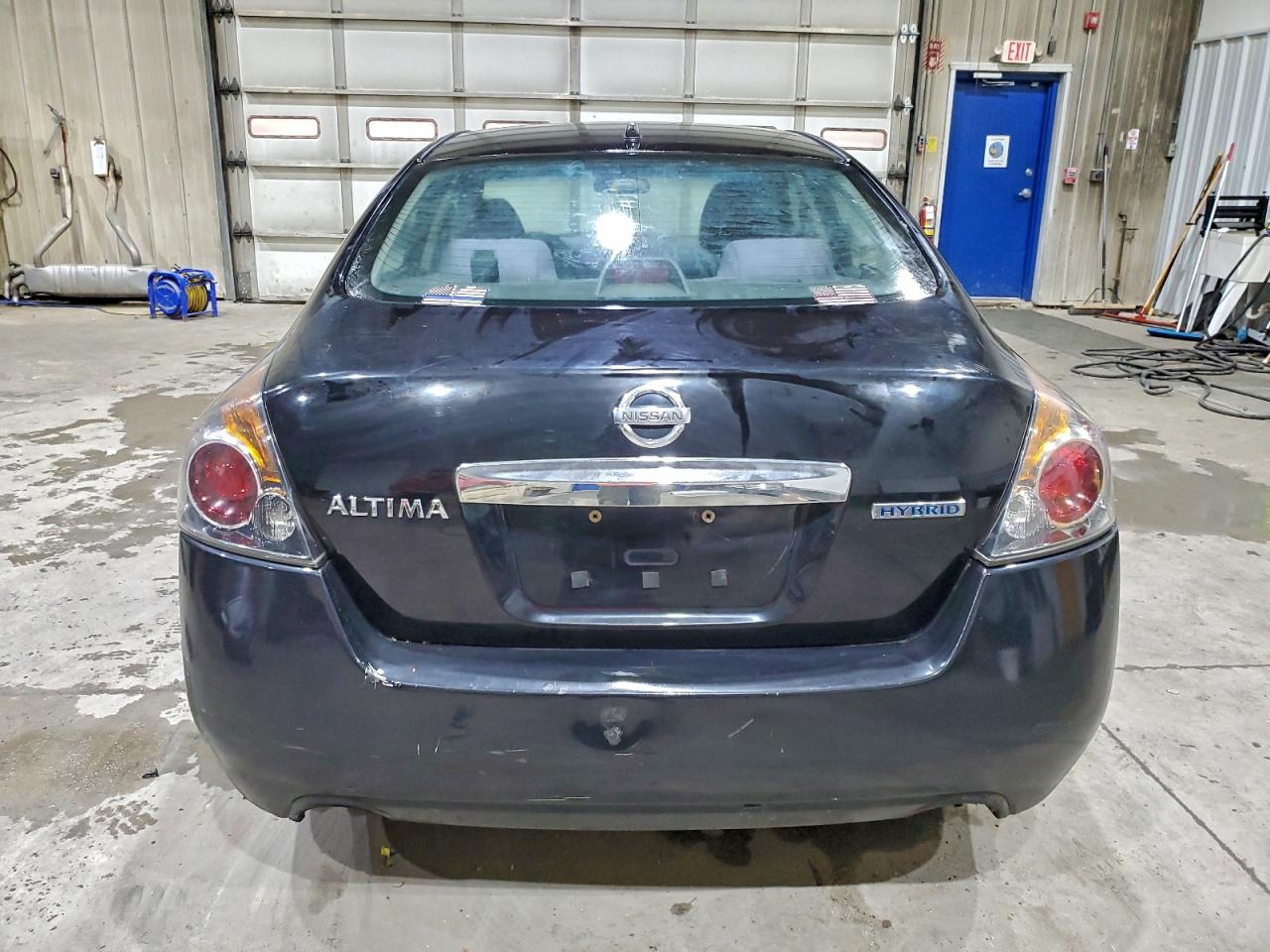 Nissan Altima Hybrid Image 6