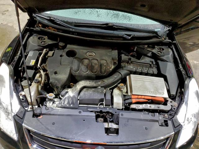 Nissan Altima Hybrid Image 12