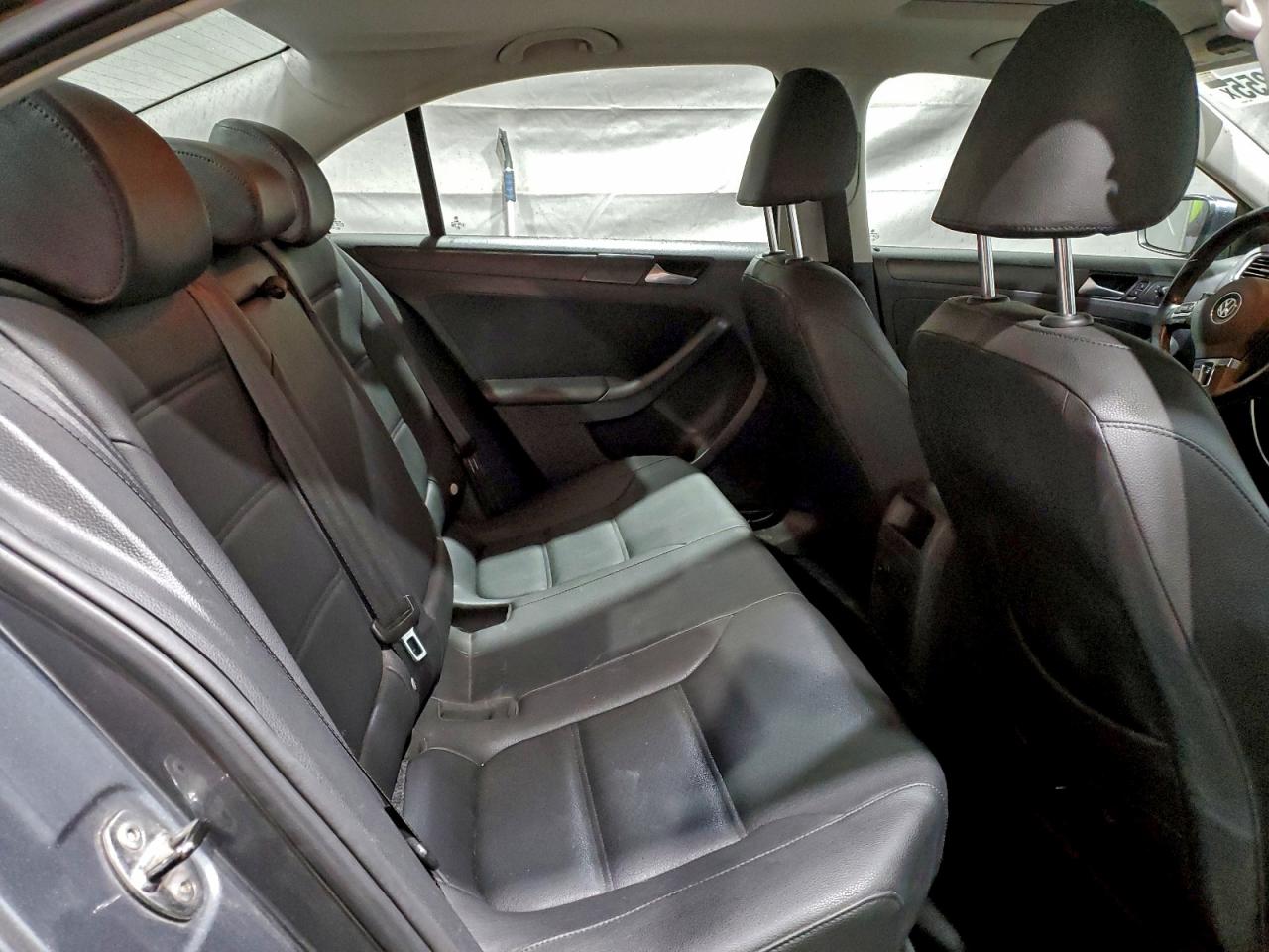 Volkswagen Jetta Se Image 3