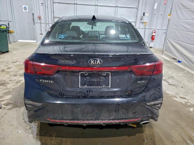 Kia Forte Gt Line Image 11
