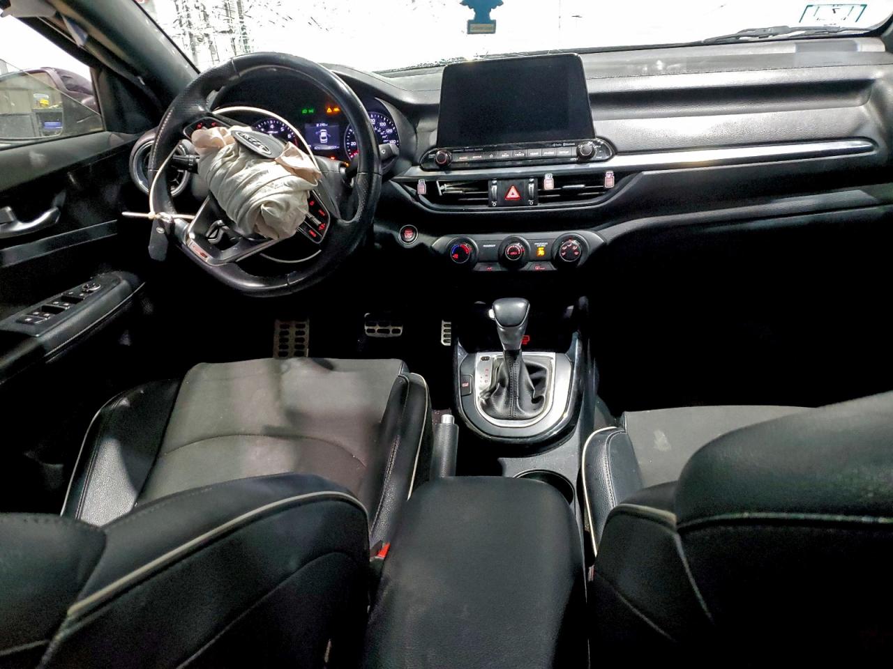 Kia Forte Gt Line Image 6