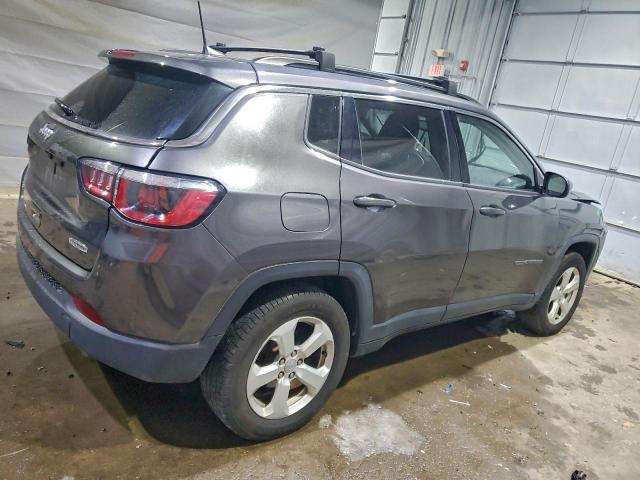 Jeep Compass Latitude Image 4