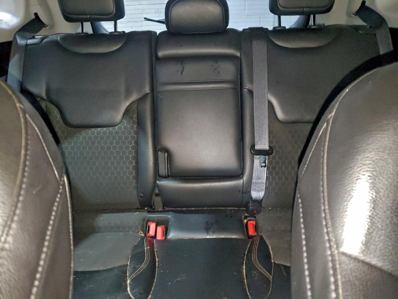 Jeep Compass Latitude Image 9