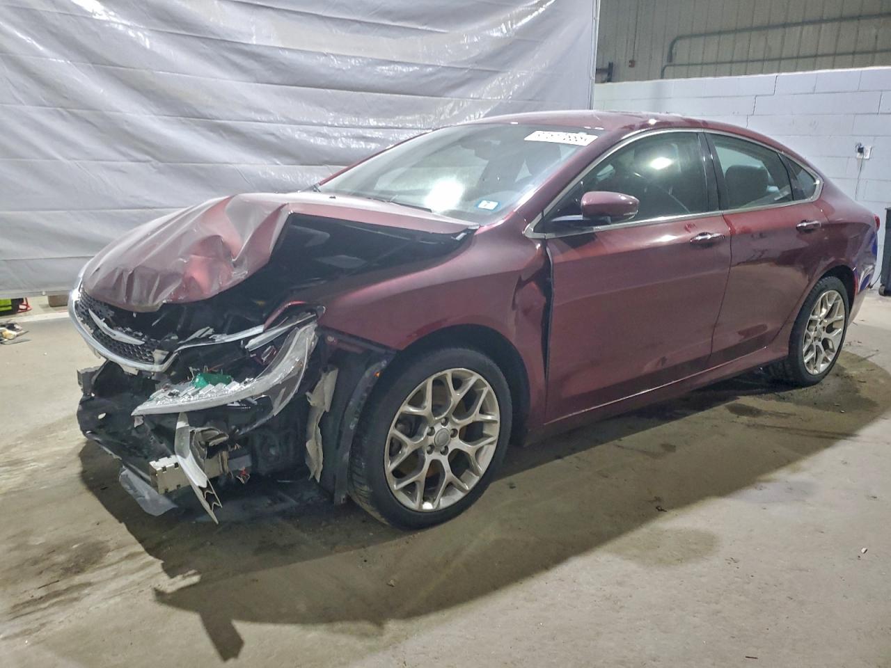 Chrysler 200 C Image 1