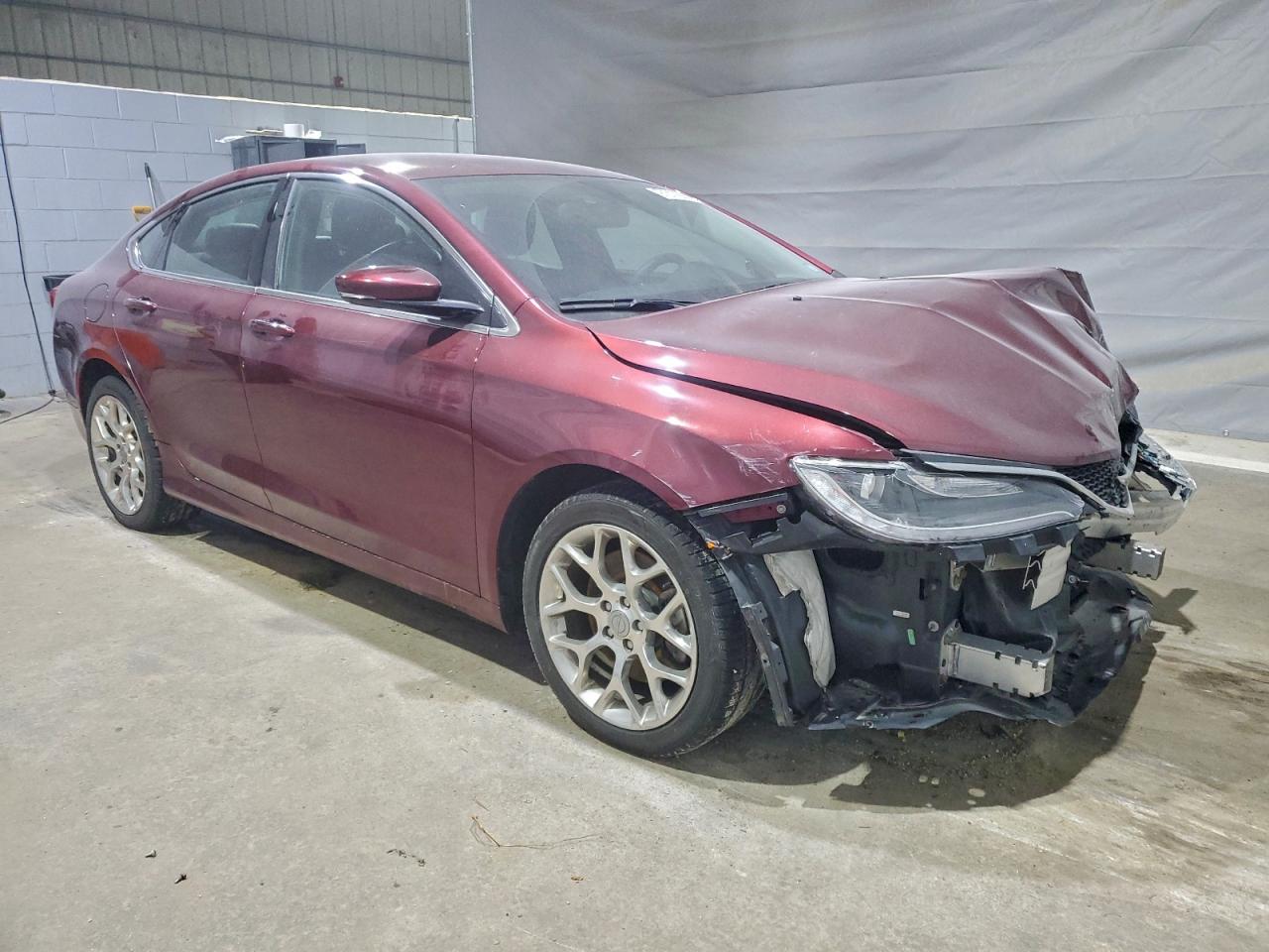 Chrysler 200 C Image 3