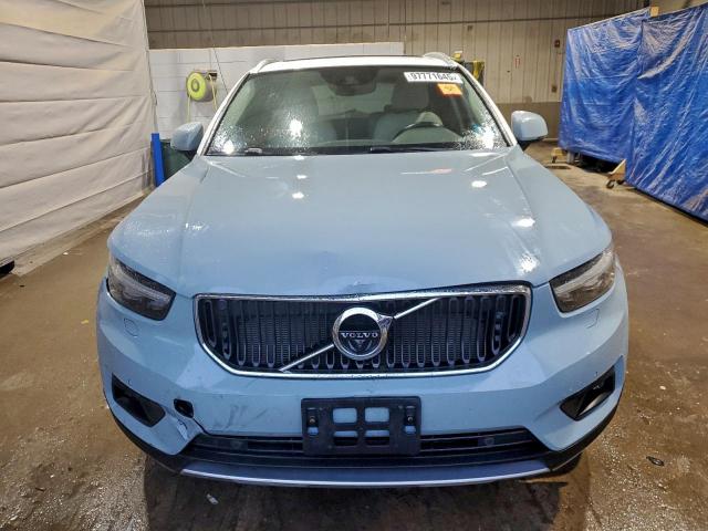 Volvo XC40 T5 Momentum Image 7
