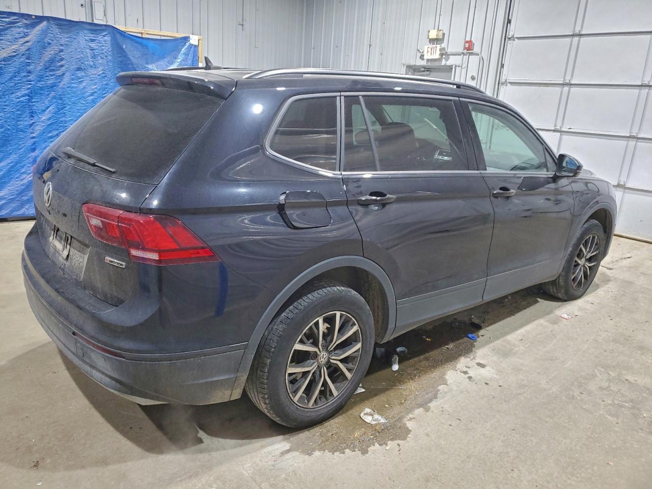 Volkswagen Tiguan S Image 7