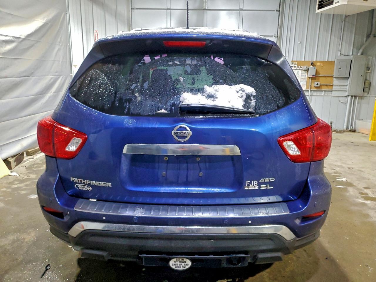 Nissan Pathfinder S Image 13