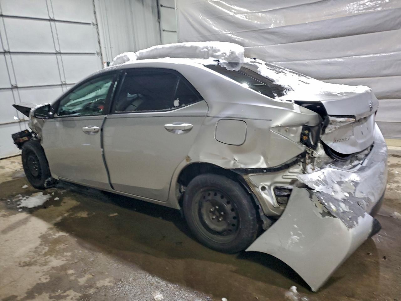 Toyota Corolla L Image 8