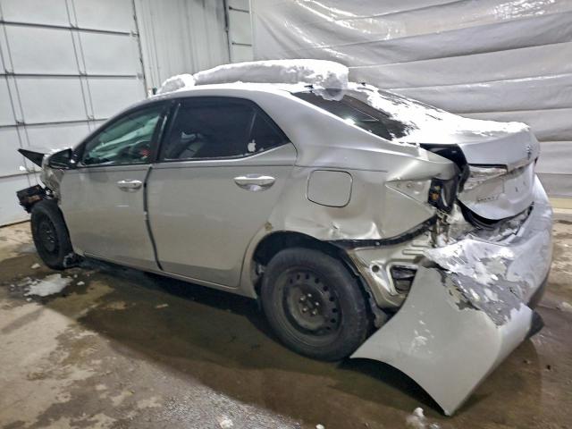 Toyota Corolla L Image 8