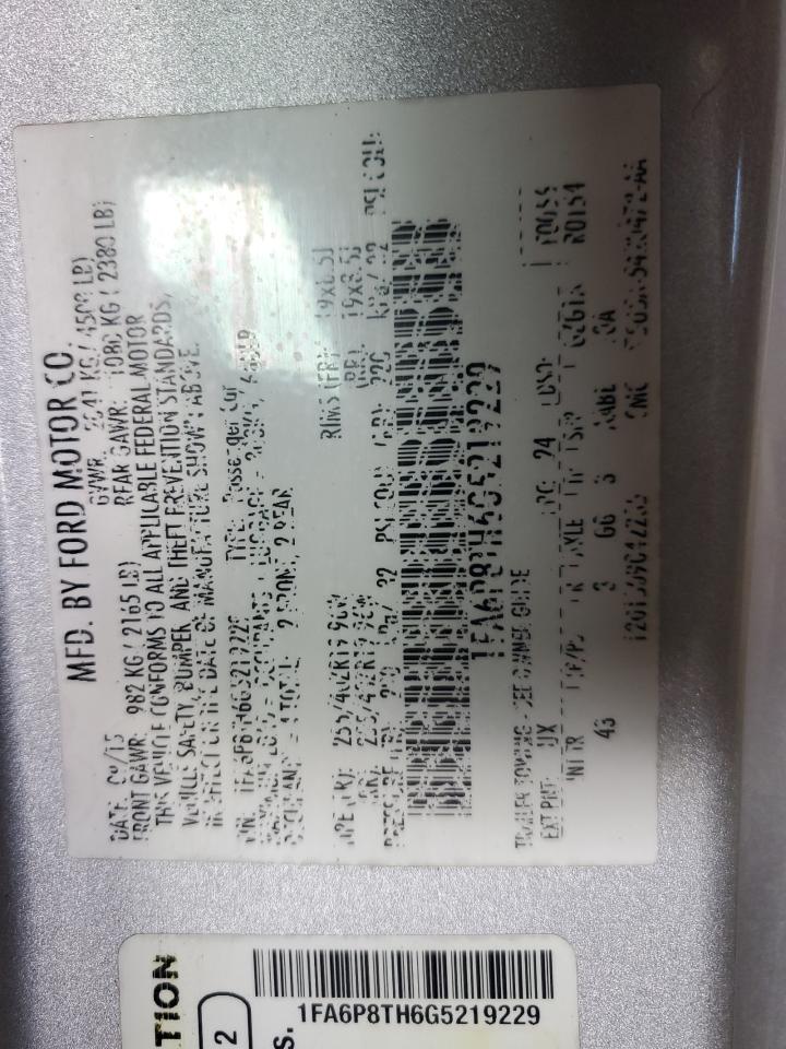 Ford Mustang Image 5