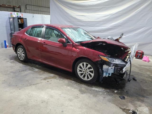 Toyota Camry Le Image 3