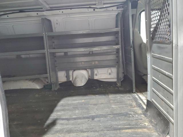 Ford E-250 E250 Van Image 13