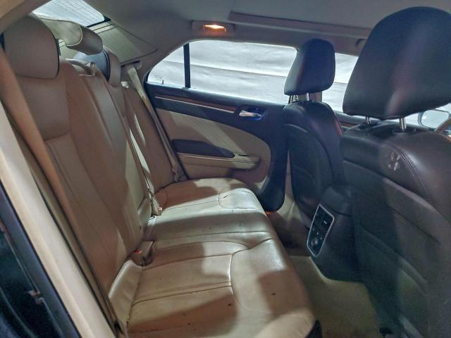 Chrysler 300 Luxury Image 8