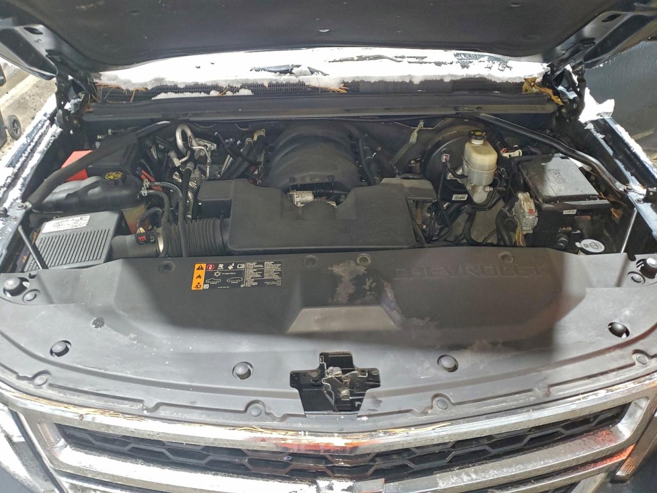 Chevrolet Suburban K1500 Ls Image 8