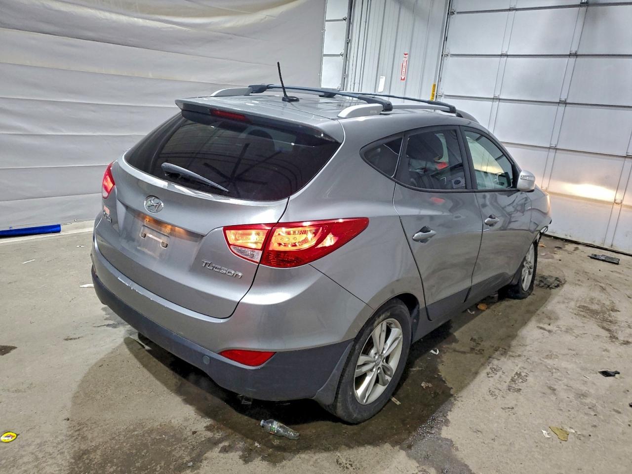 Hyundai TUCSON Gls Image 6