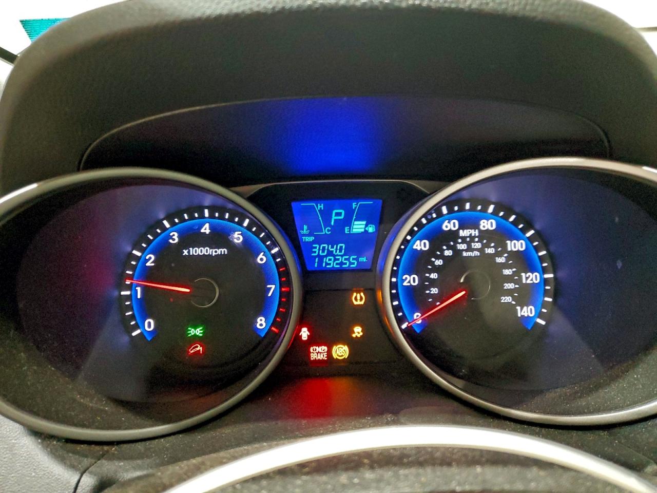 Hyundai TUCSON Gls Image 9