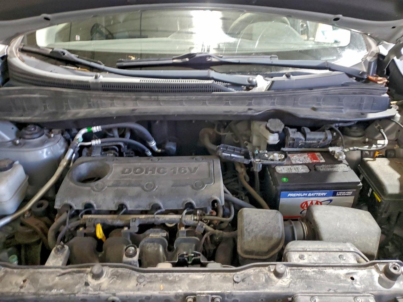 Hyundai TUCSON Gls Image 13