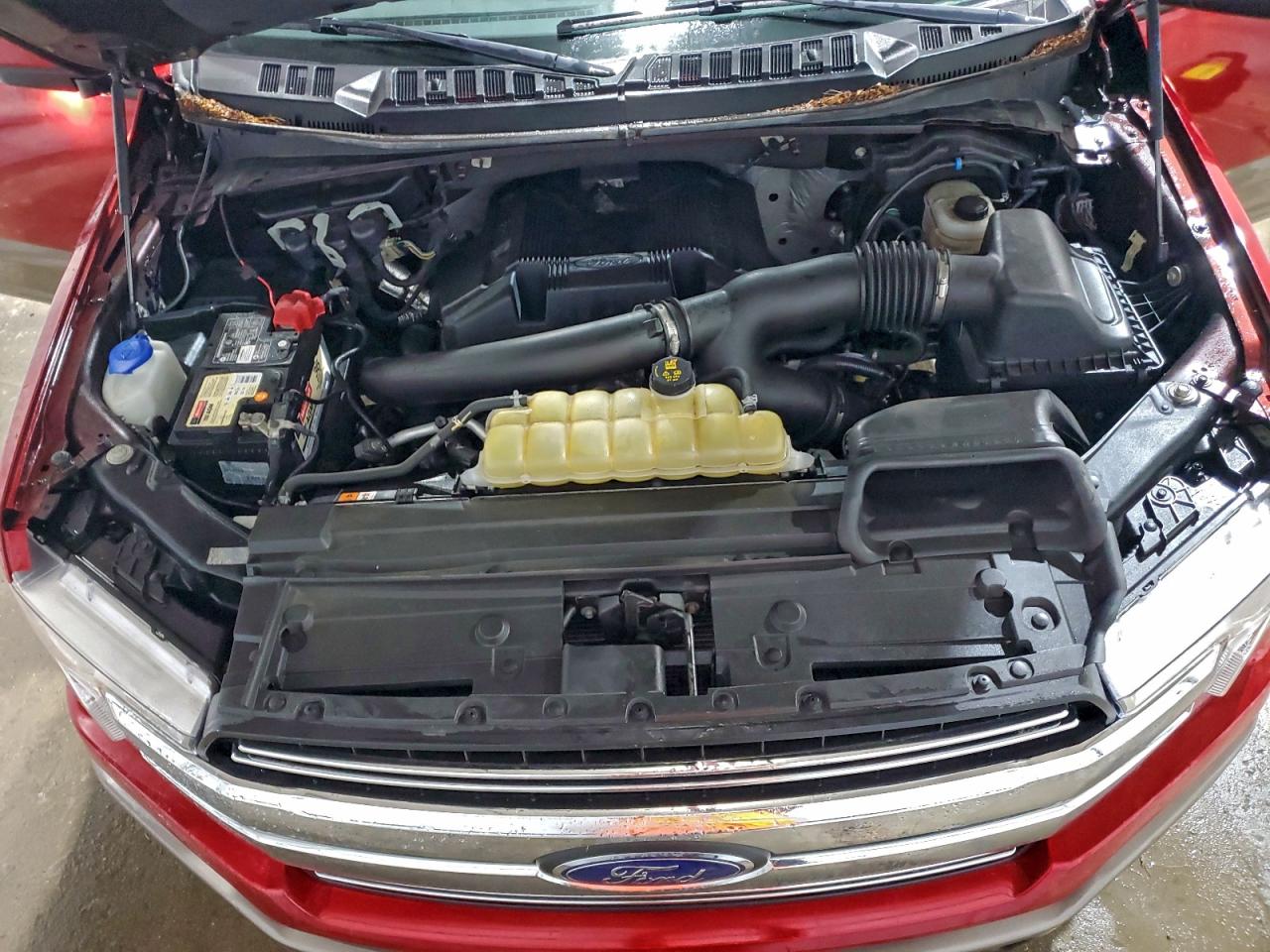 Ford F-150 Supercrew Image 9