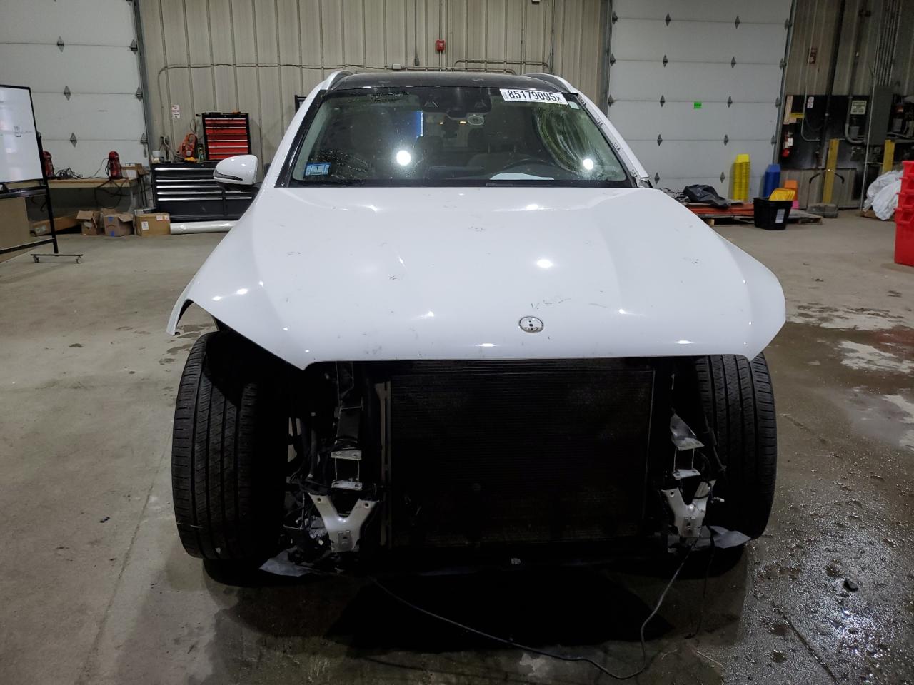 Mercedes-Benz GLC 300 4matic Image 14