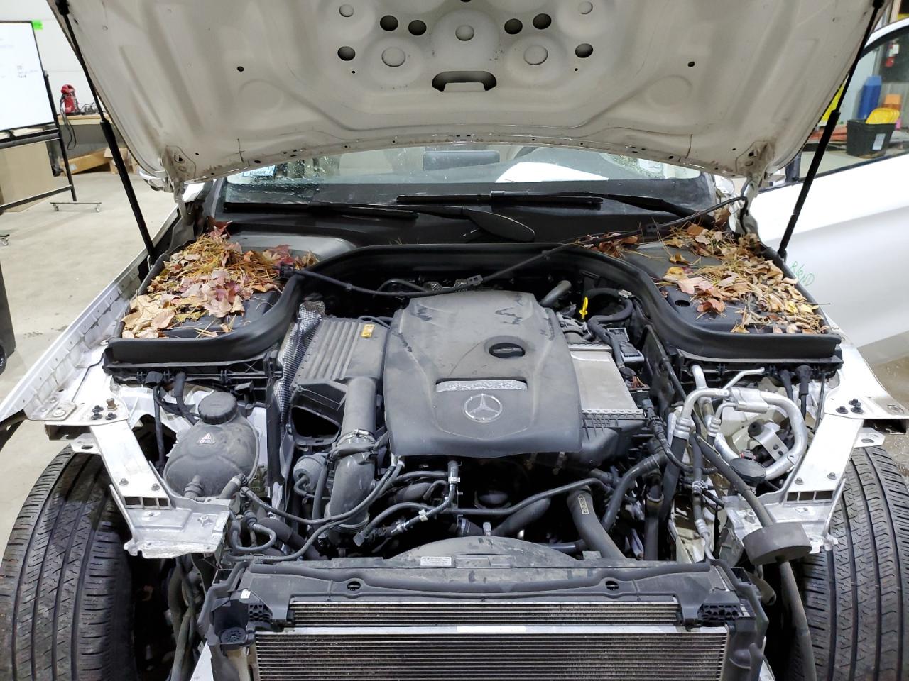 Mercedes-Benz GLC 300 4matic Image 13