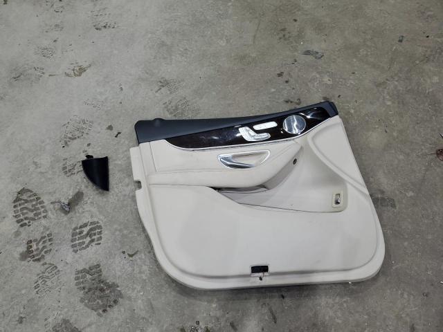 Mercedes-Benz GLC 300 4matic Image 10